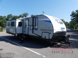 Used 2020 Forest River Cherokee Alpha Wolf 26RL-L available in Dover, Florida
