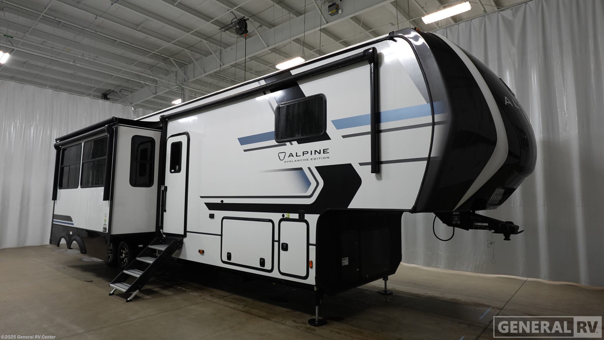 New 2026 Keystone Avalanche 390DS available in Dover, Florida