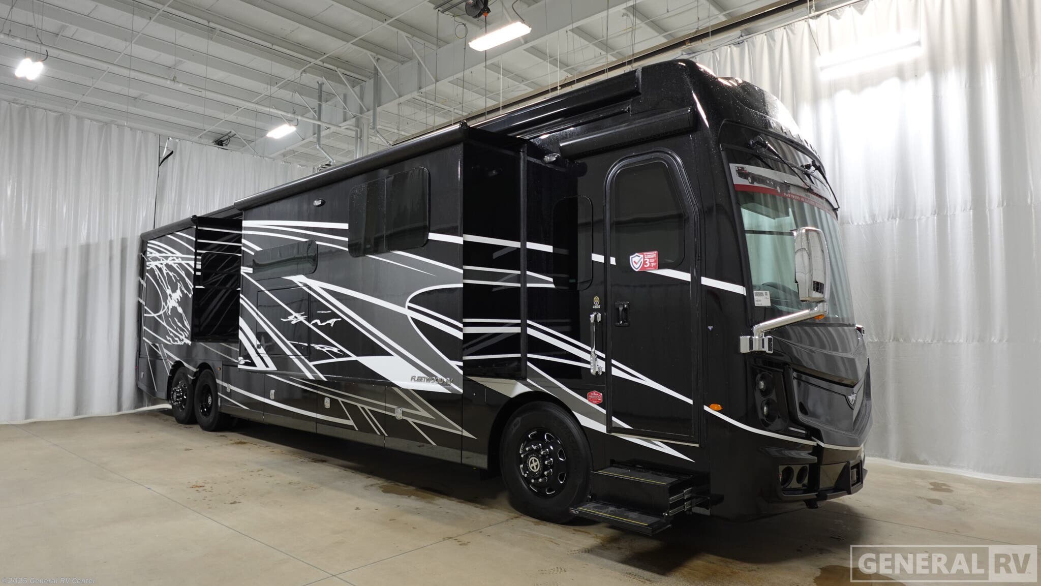 New 2026 Fleetwood Palisade 45DS available in Dover, Florida