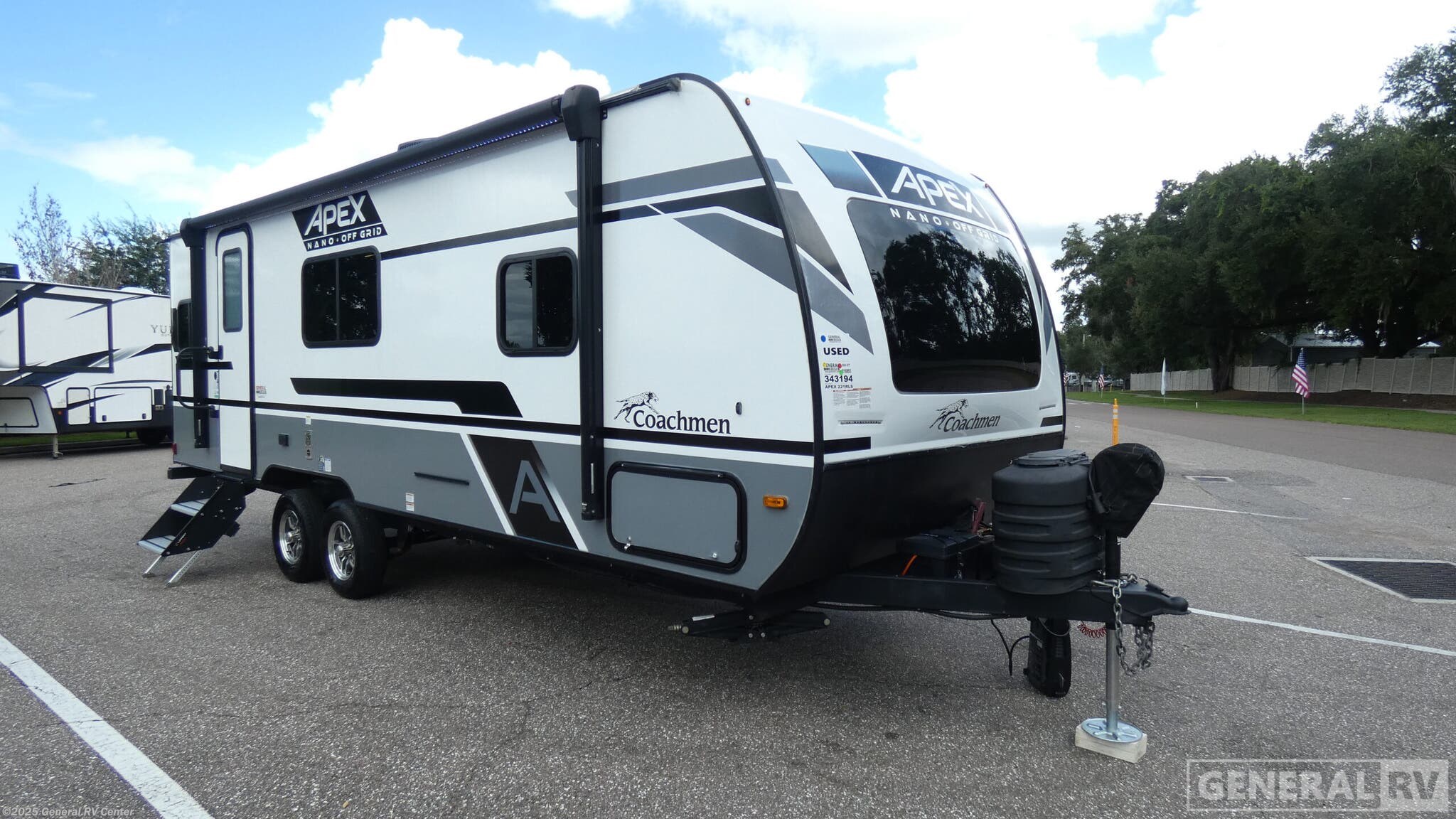 Used 2024 Coachmen Apex 221RLS-1SL available in Dover, Florida