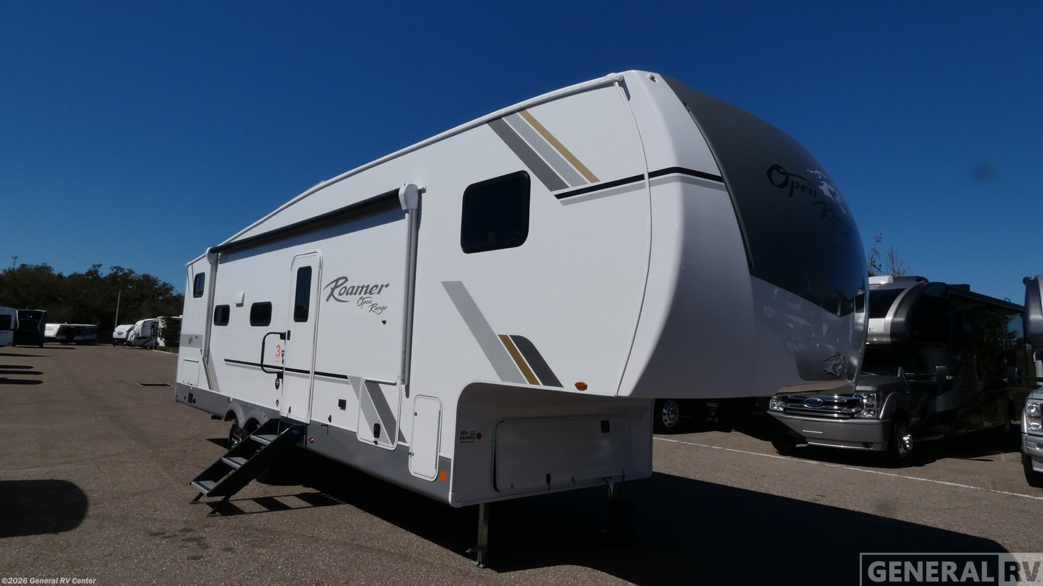 New 2026 Highland Ridge  ROAMER LIGHT DUTY 28DBSS available in Dover, Florida