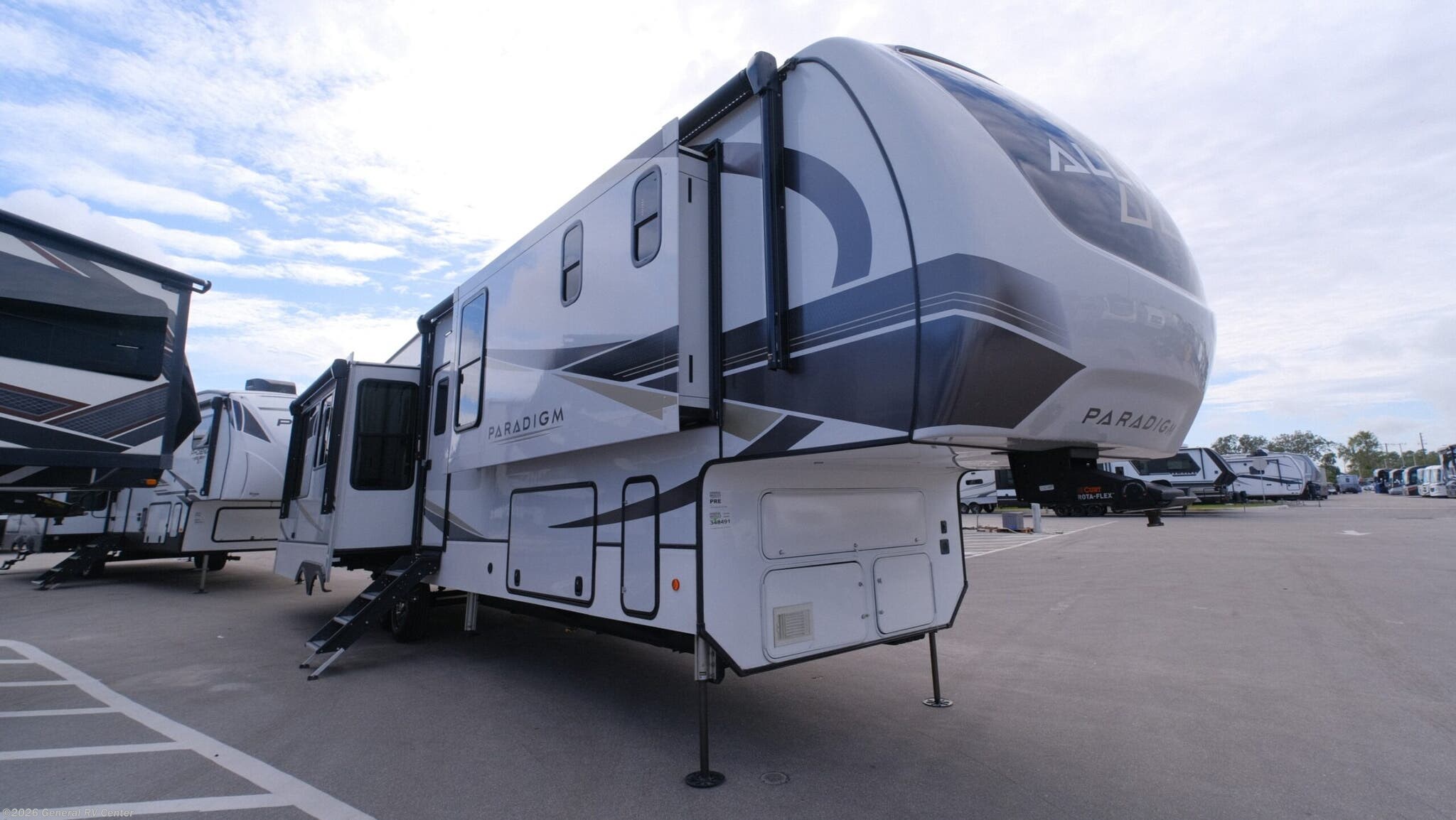 Used 2024 Alliance RV Paradigm 382RK available in Dover, Florida
