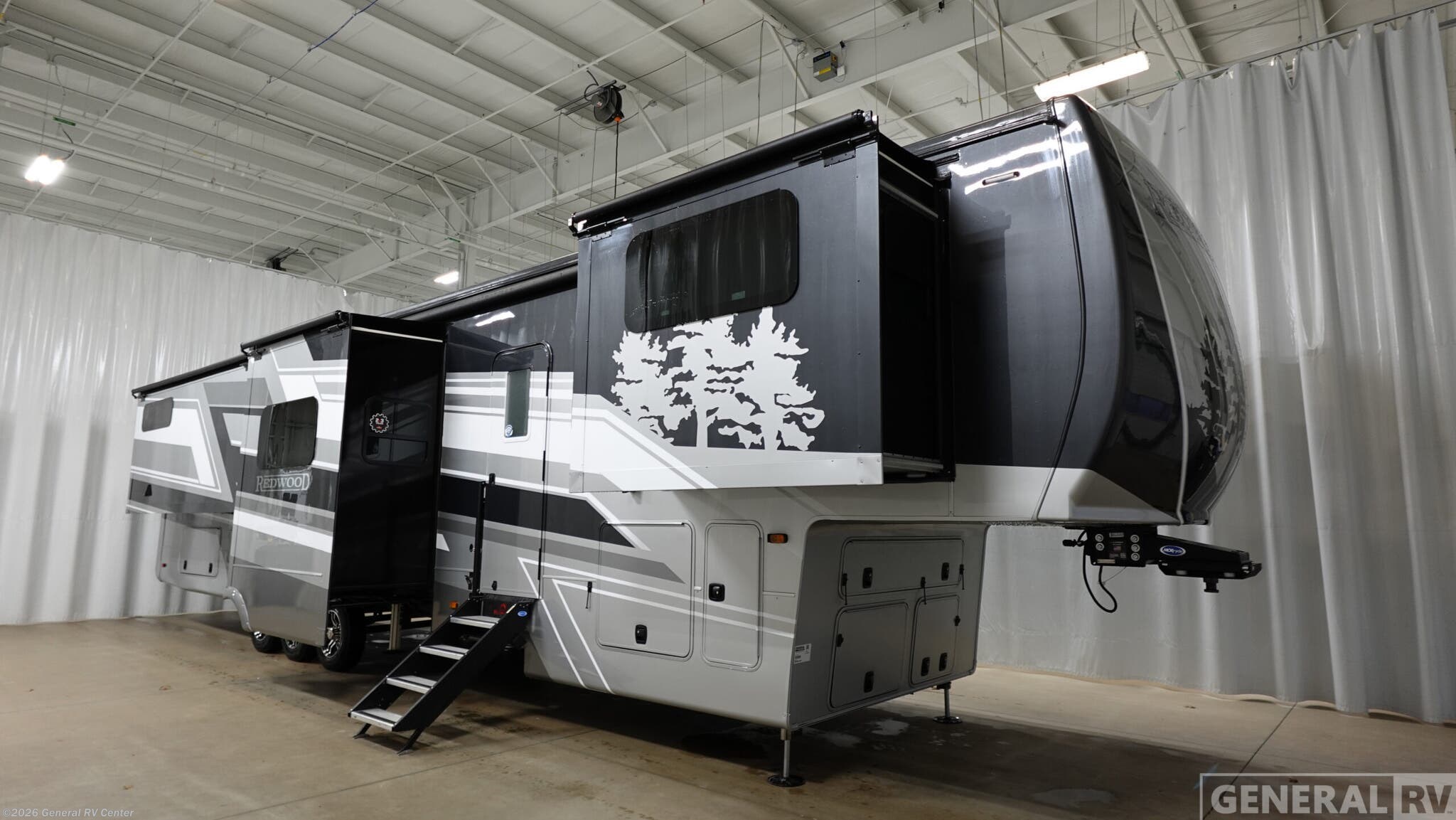 New 2026 CrossRoads Redwood 420FL available in Dover, Florida