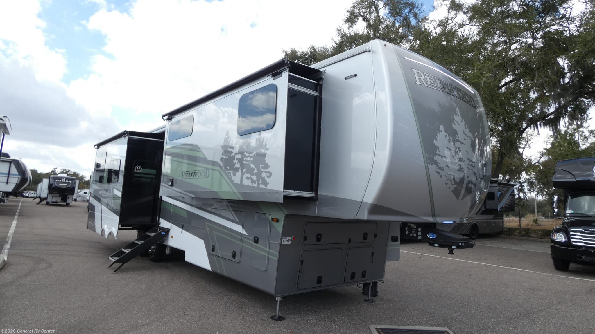 New 2026 CrossRoads Redwood 371RL available in Dover, Florida