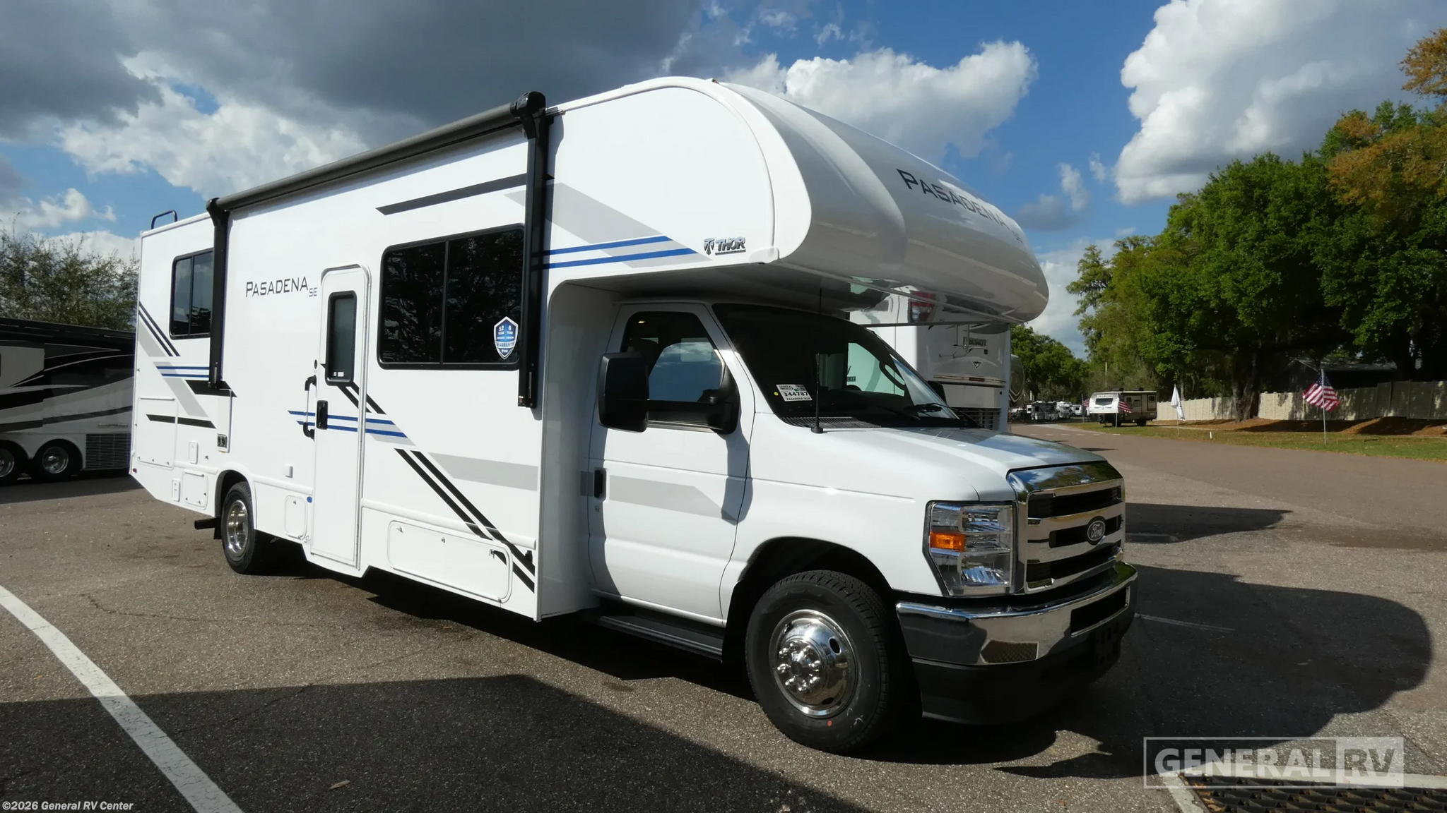 New 2026 Thor Motor Coach Pasadena SE SE28 available in Dover, Florida