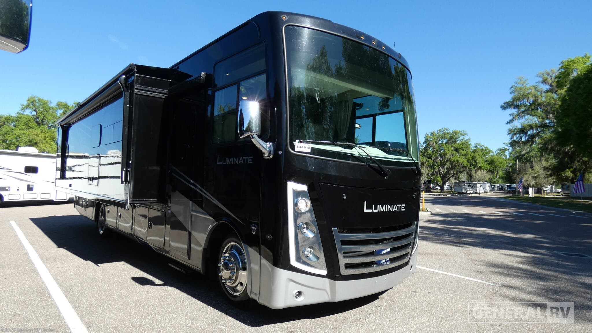 New 2026 Thor Motor Coach Luminate CC35 available in Dover, Florida