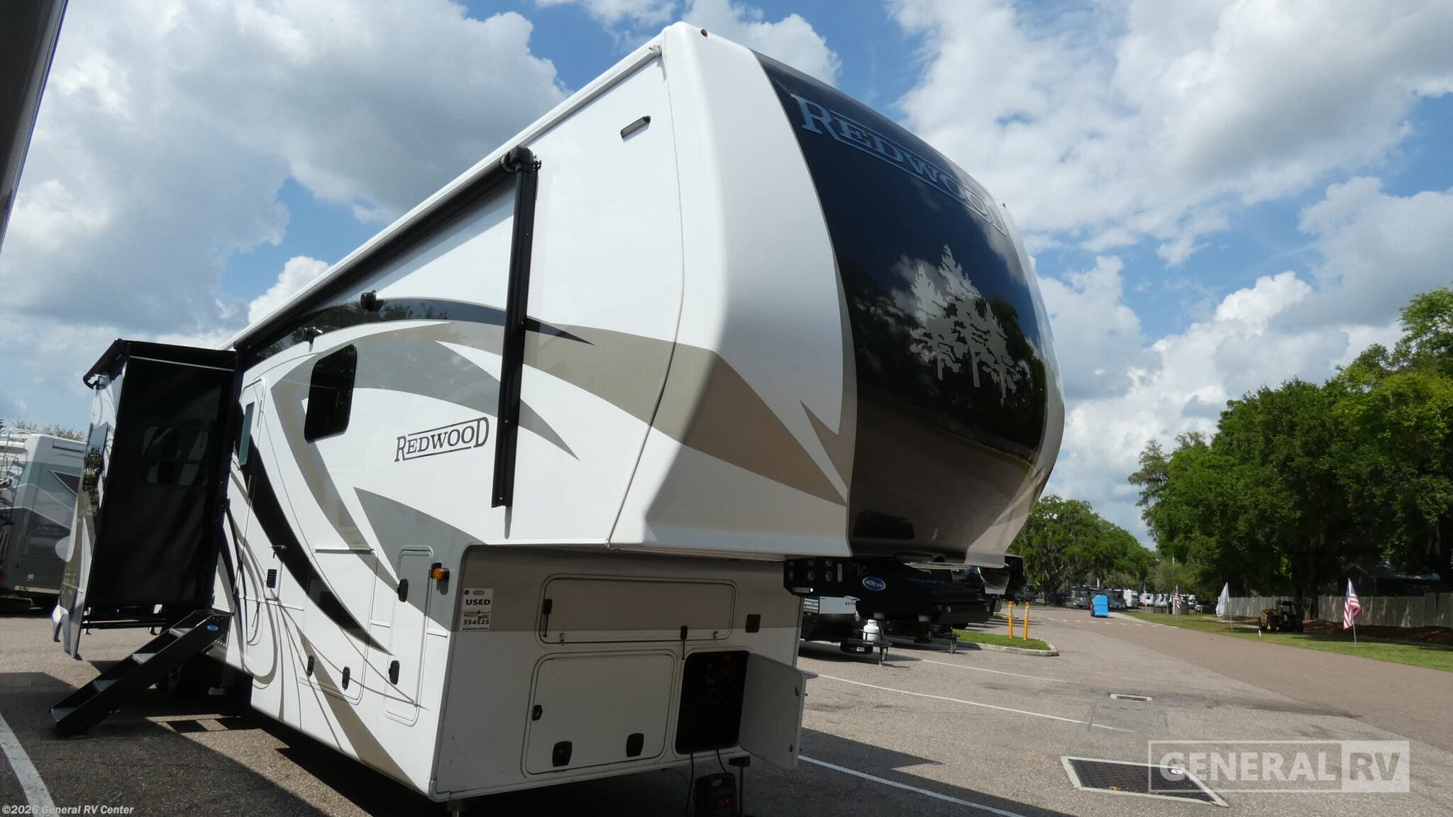 Used 2024 CrossRoads Redwood 4001LK available in Dover, Florida