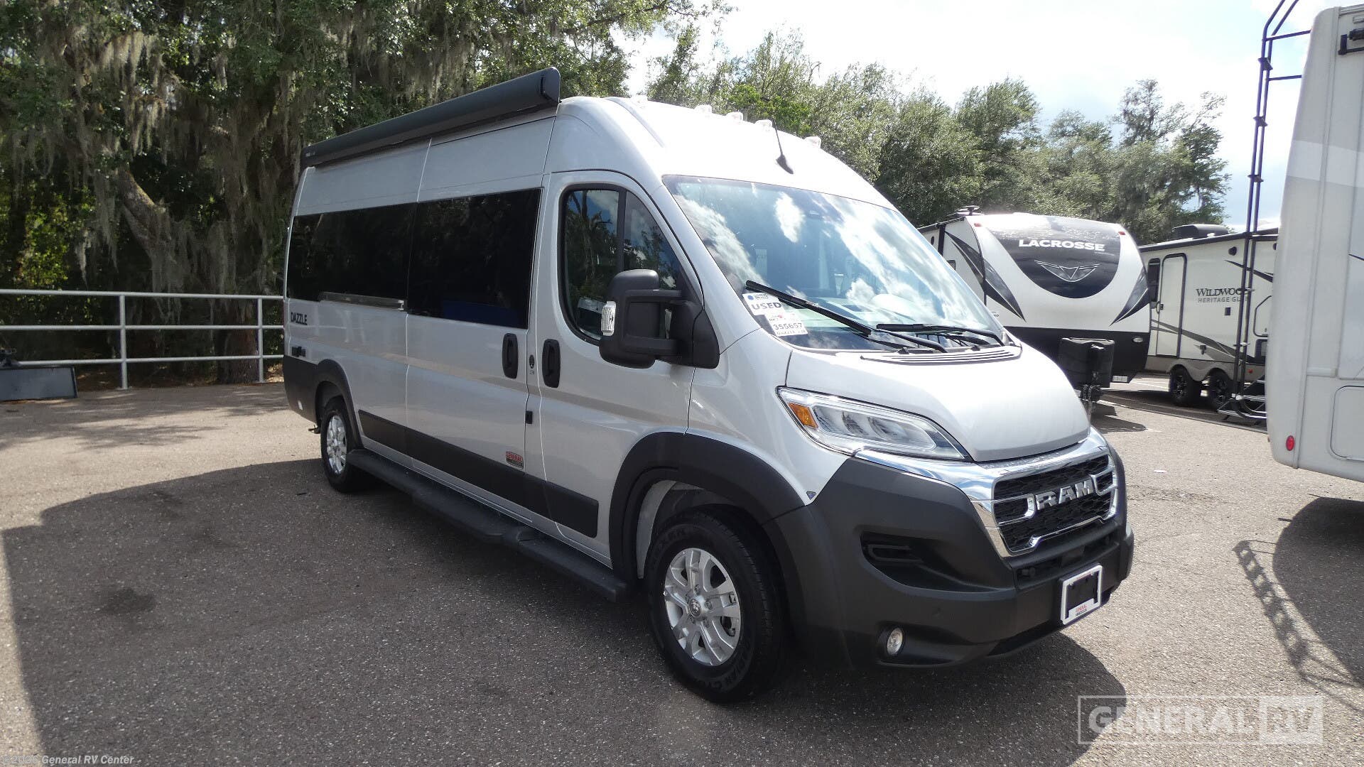 Used 2025 Thor Motor Coach Dazzle 2JB available in Dover, Florida