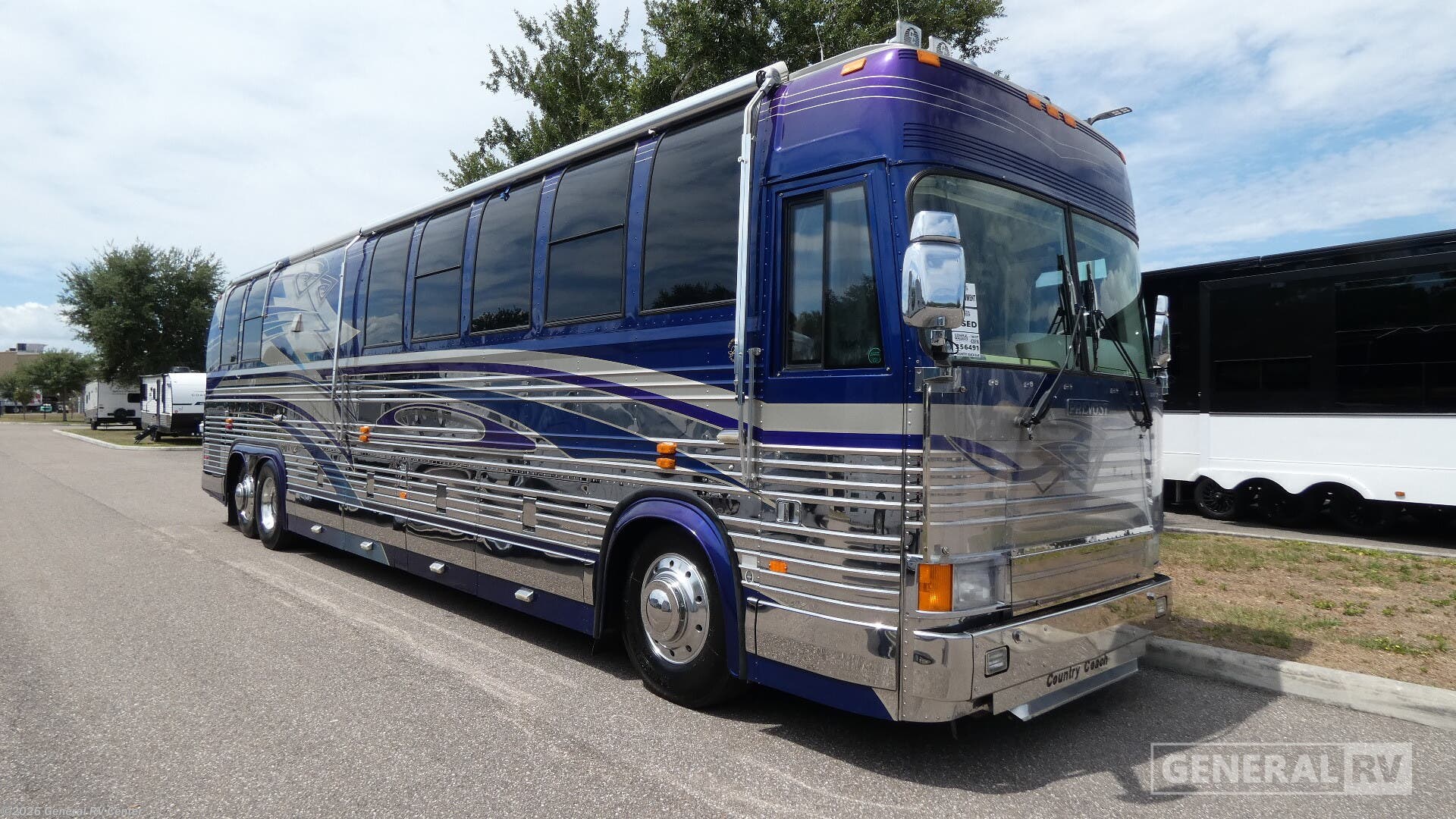 Used 1999 Country Coach  XL-40 available in Dover, Florida