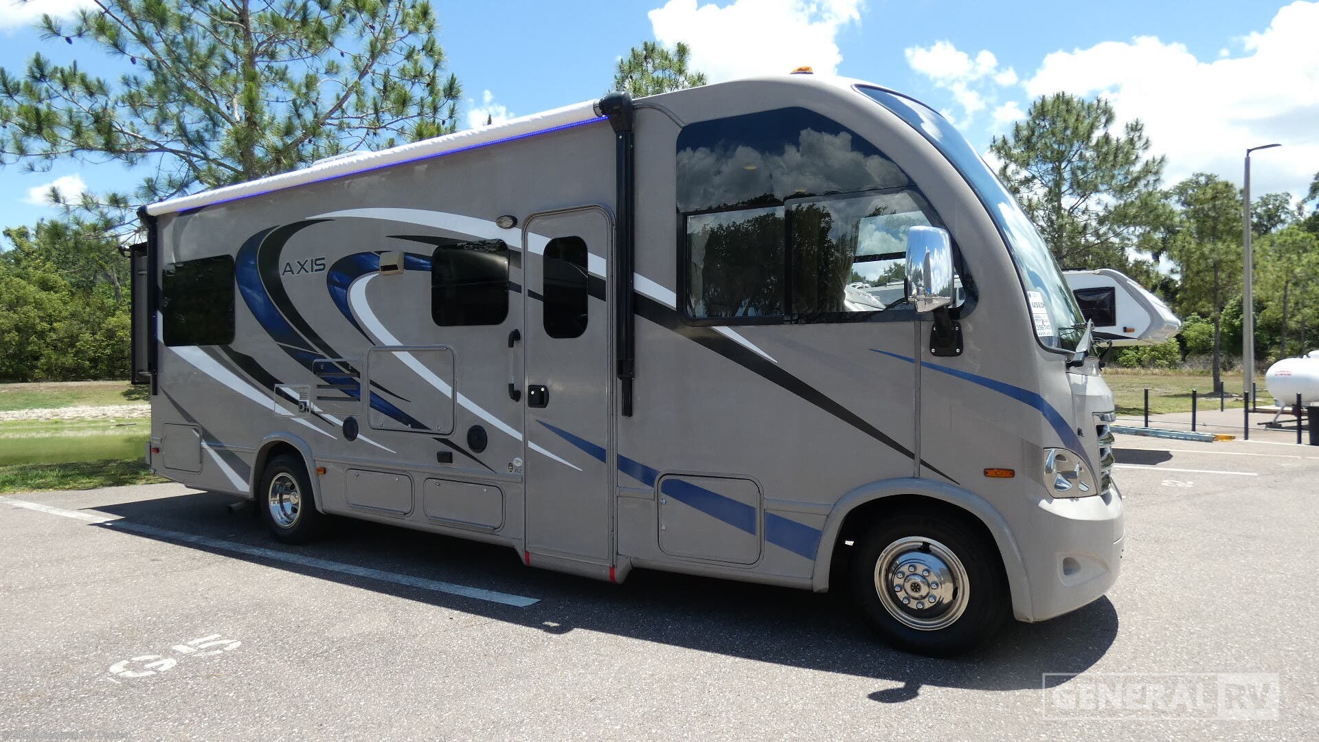 Used 2016 Thor Motor Coach Axis 25.2 available in Dover, Florida