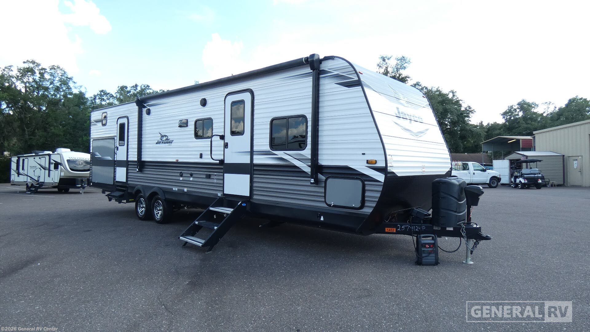 Used 2022 Jayco Jay Flight 32BHDS available in Dover, Florida