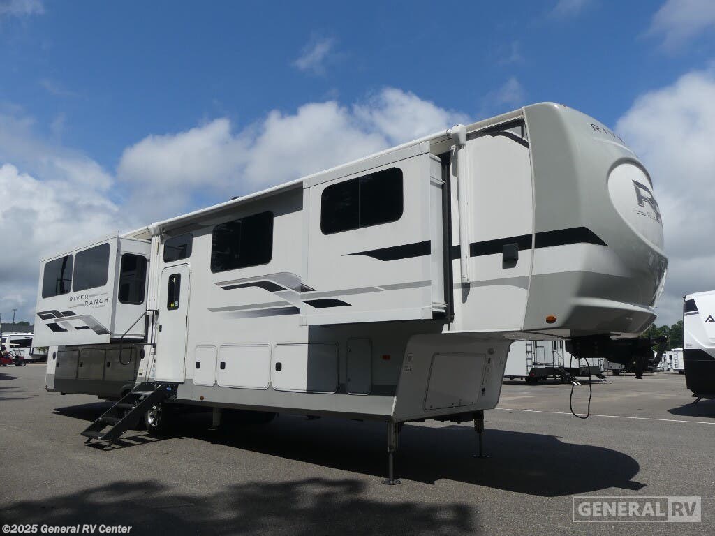 Used 2022 Palomino River Ranch 392MB-5SL available in Ashland, Virginia