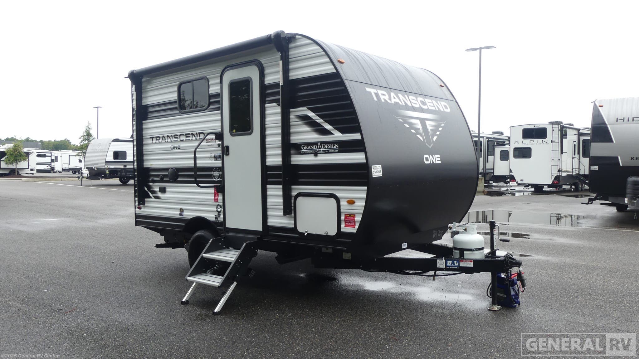 New 2026 Grand Design  TRANSCEND-ONE 131DL available in Ashland, Virginia