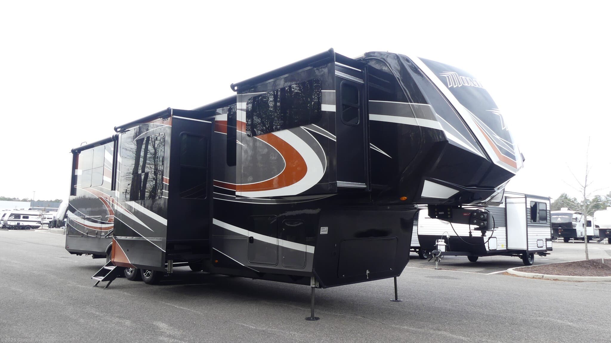 Used 2021 Grand Design Momentum 376THS available in Ashland, Virginia