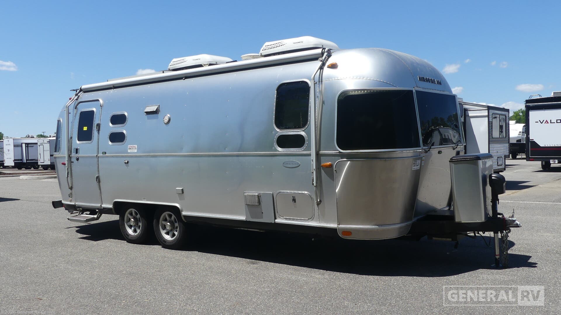Used 2019 Airstream Flying Cloud 25FB available in Ashland, Virginia