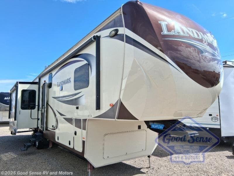 Used 2015 Heartland Landmark Savannah available in Albuquerque, New Mexico