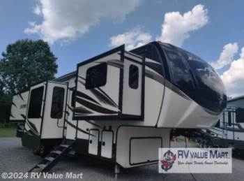 Used 2017 Keystone Alpine 3661FL available in Manheim, Pennsylvania