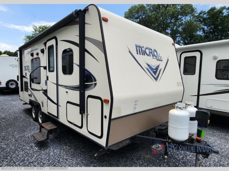 Used 2017 Forest River Flagstaff Micro Lite 23LB available in Manheim, Pennsylvania