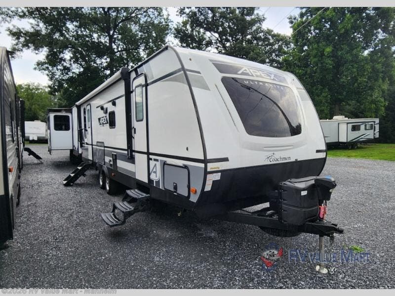 Used 2021 Coachmen Apex Ultra-Lite 266BHS available in Manheim, Pennsylvania