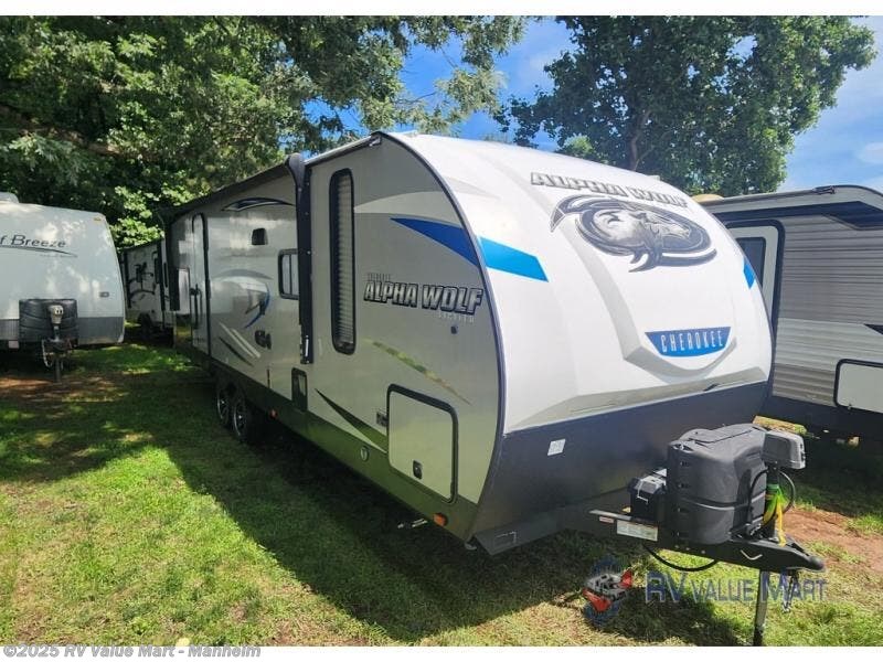 Used 2021 Forest River Cherokee Alpha Wolf 26RB-L available in Manheim, Pennsylvania