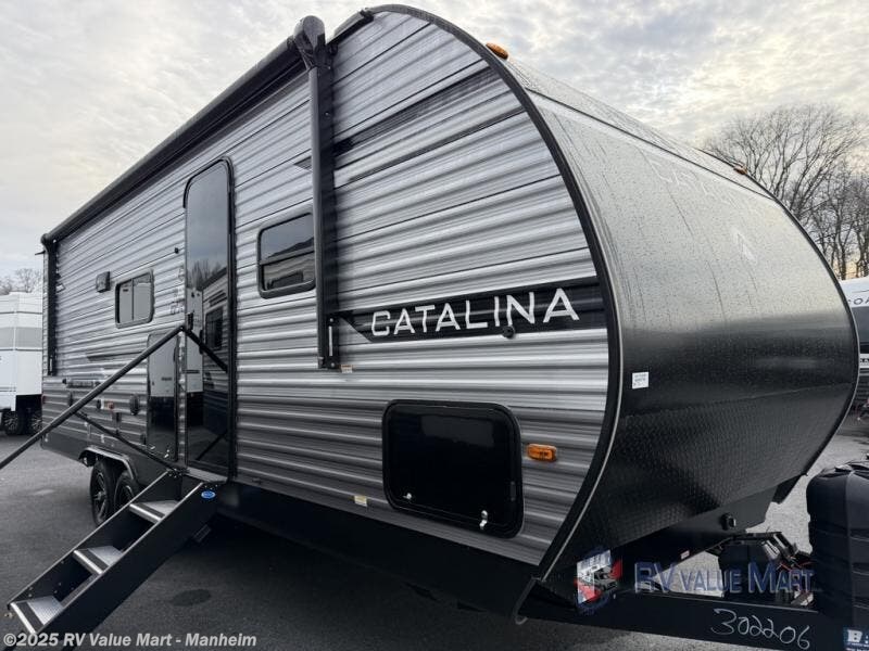 New 2026 Coachmen Catalina Legacy Edition 243RBS available in Manheim, Pennsylvania