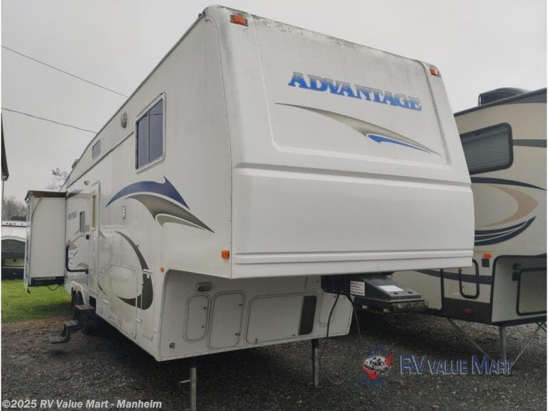 Used 2007 Fleetwood Wilderness Advantage 365BHS available in Manheim, Pennsylvania