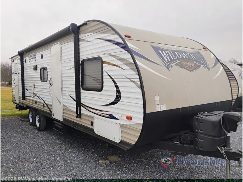 Used 2017 Forest River Wildwood X-Lite 263BHXL available in Manheim, Pennsylvania