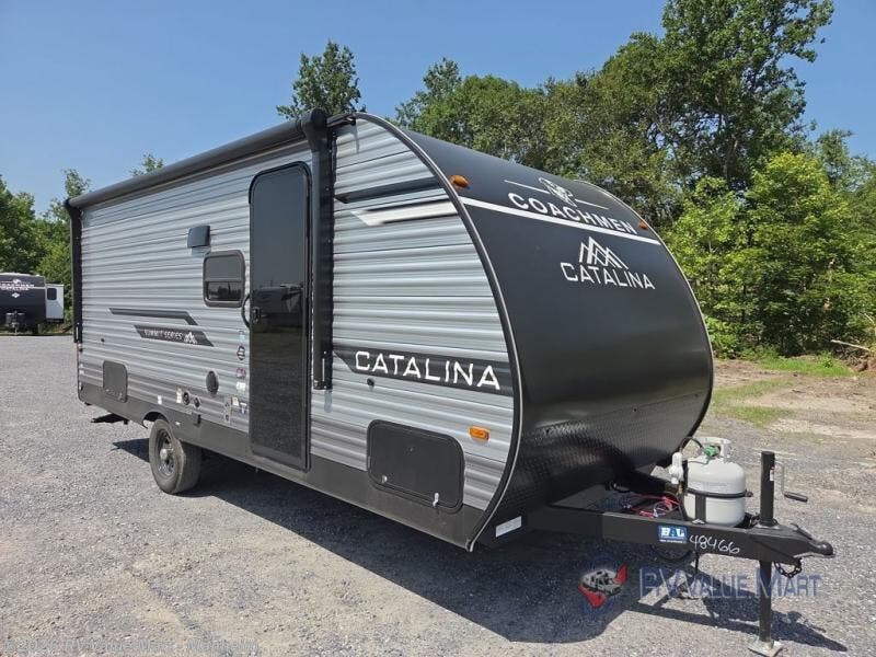New 2026 Coachmen Catalina Summit Series 7 184BHSX available in Manheim, Pennsylvania