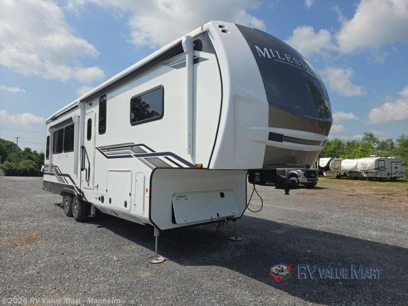 New 2027 Heartland Milestone 31RL available in Manheim, Pennsylvania
