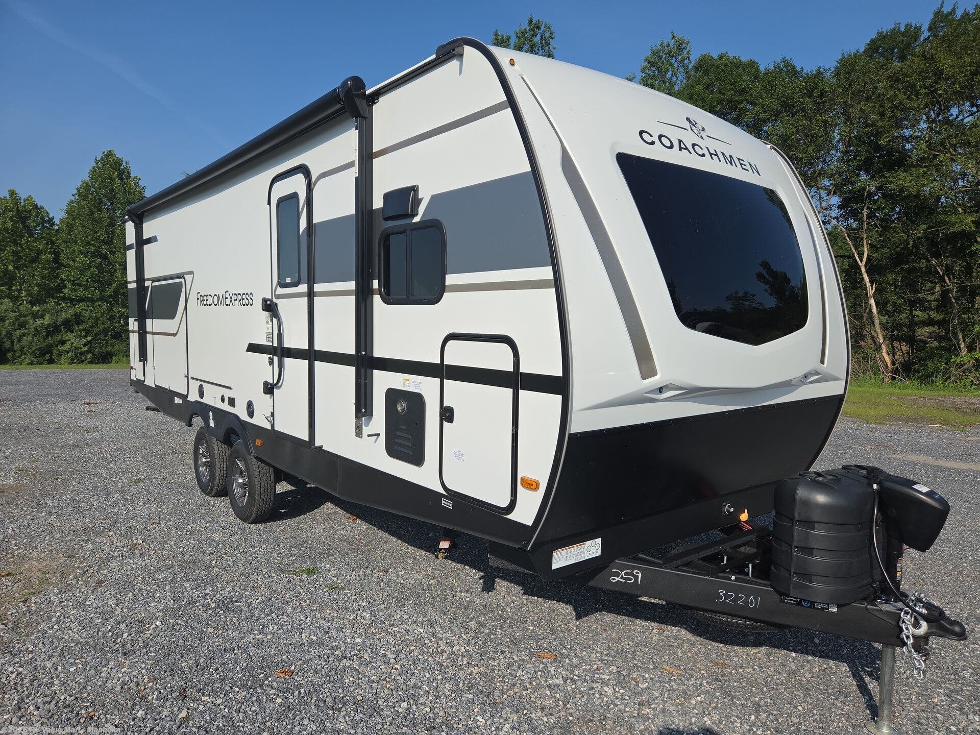 New 2027 Coachmen Freedom Express Ultra Lite 259FKDS available in Manheim, Pennsylvania