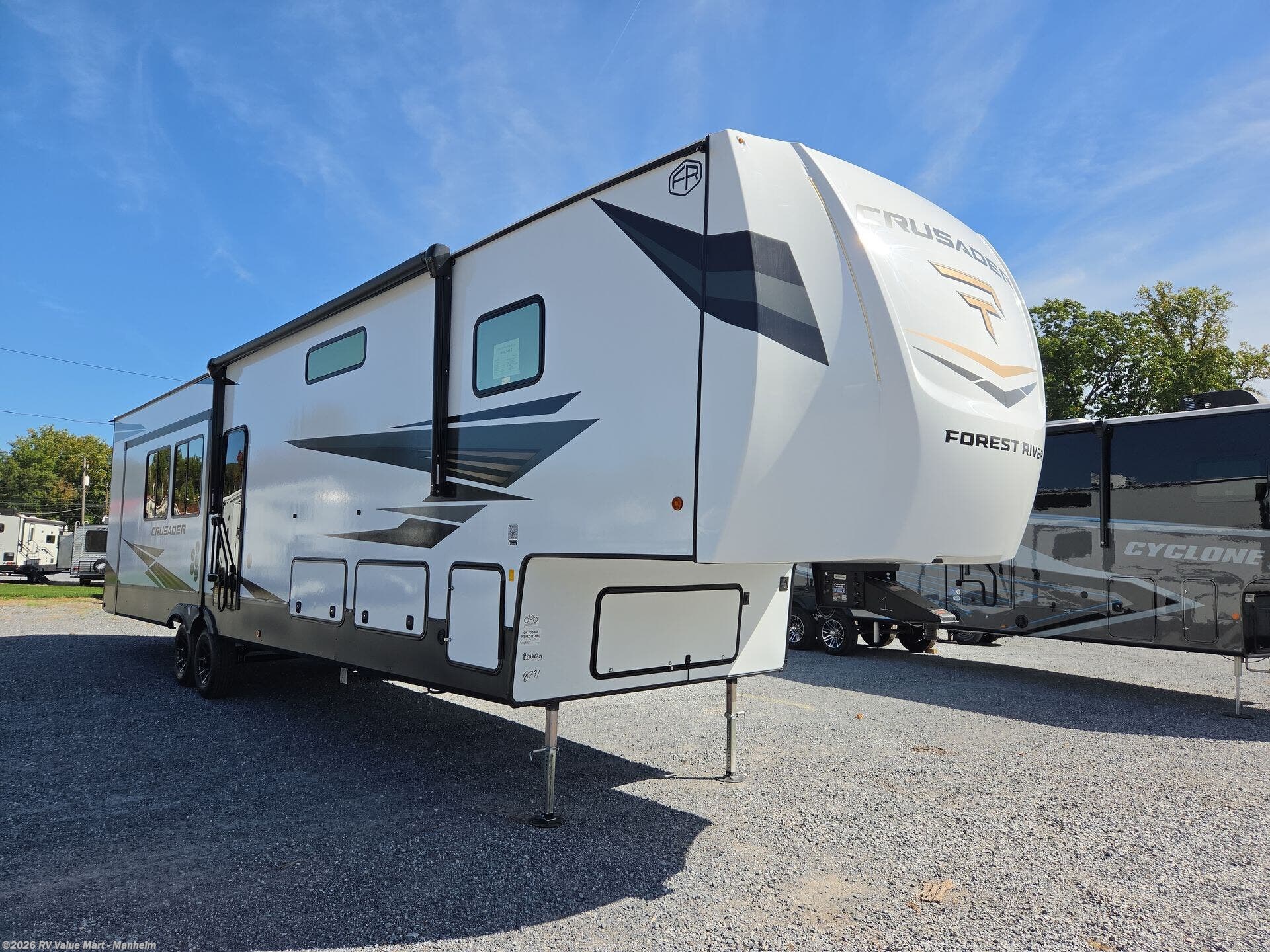 New 2027 Prime Time Crusader BONUS38 available in Manheim, Pennsylvania