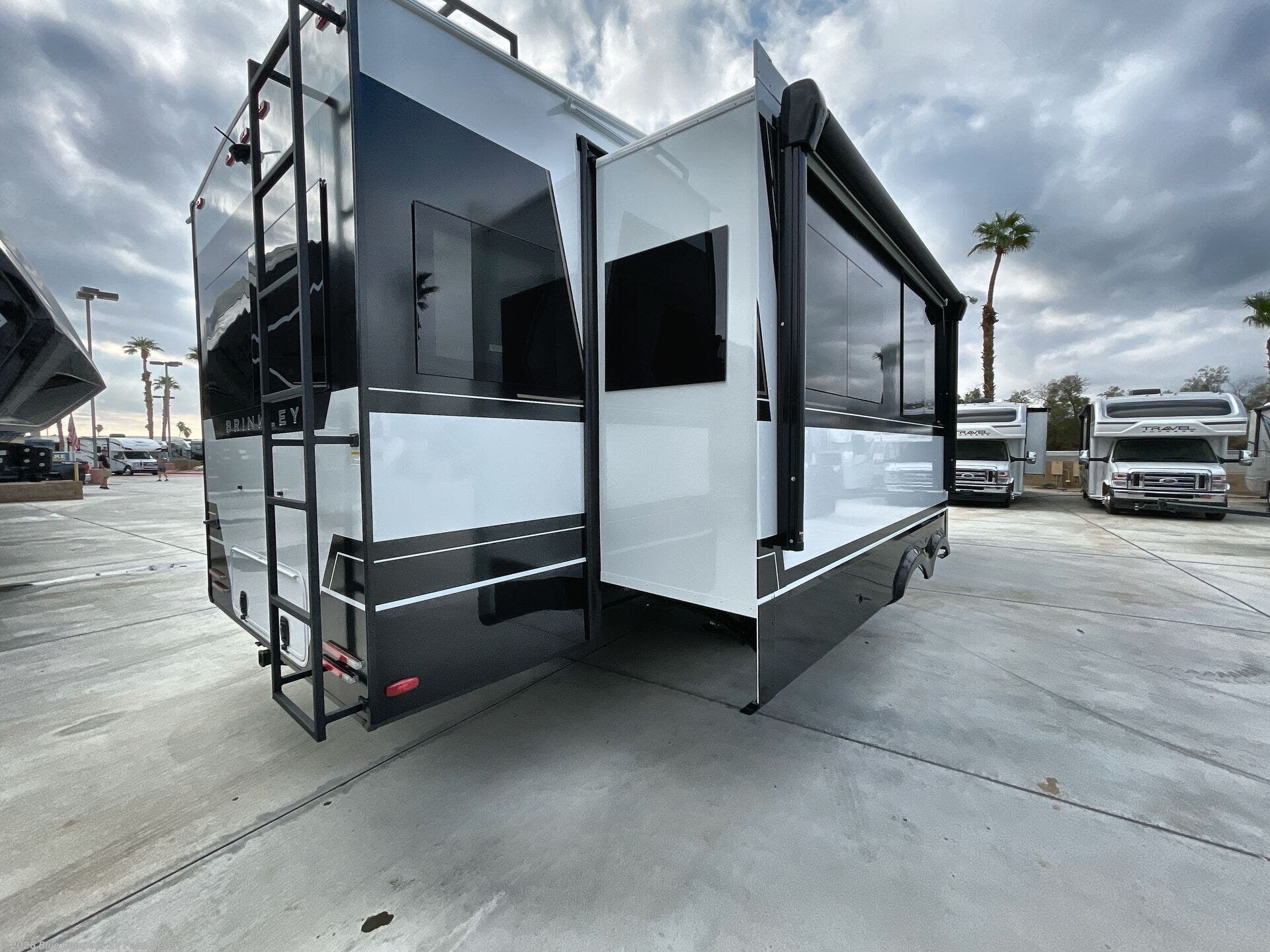 New 2026 Brinkley RV Model Z 2900 available in Palm Desert, California