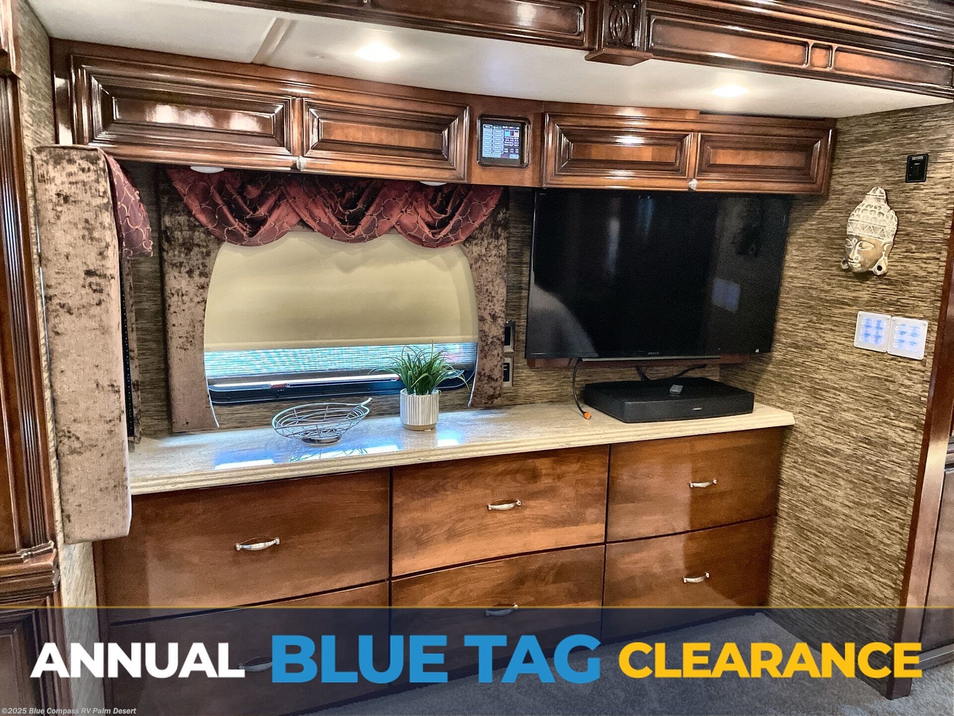 Used 2015 Newmar Essex 4553 available in Palm Desert, California