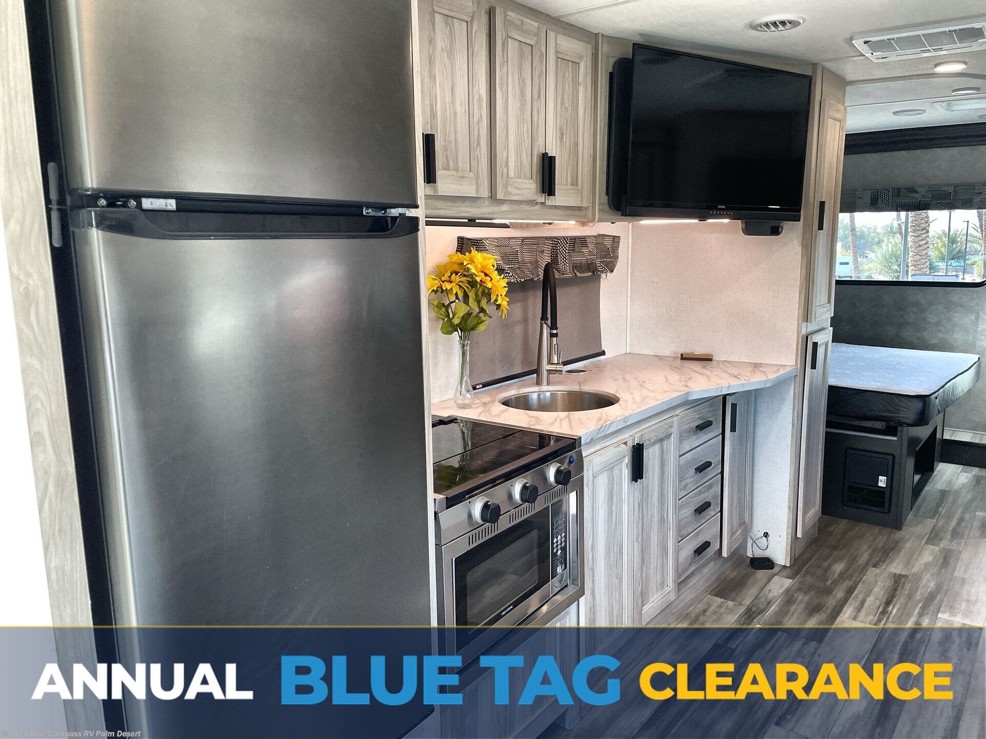 Used 2023 Forest River Sunseeker LE 2550DSLE Ford available in Palm Desert, California