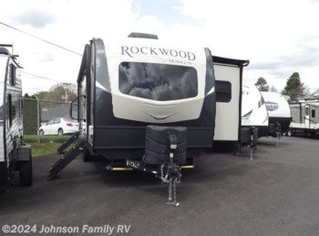 Used 2020 Forest River Rockwood Ultra Lite 2614BS available in Woodlawn, Virginia