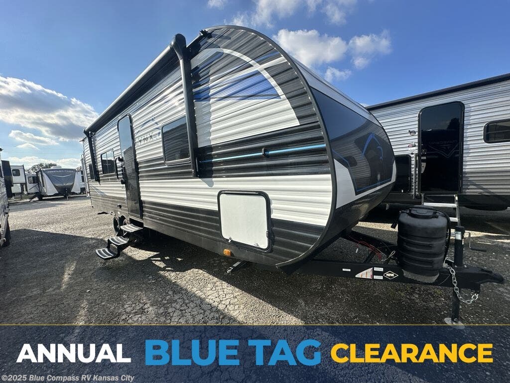 New 2025 Heartland Prowler Lynx 2550BHX available in Grain Valley, Missouri