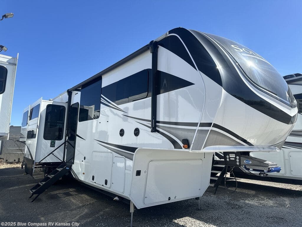 New 2025 Grand Design Solitude 376RD available in Grain Valley, Missouri