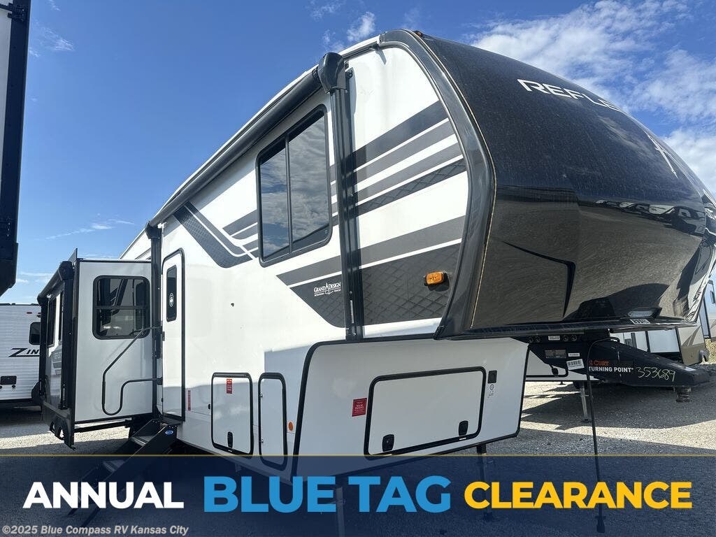 Used 2022 Grand Design Reflection 150 Series 295RL available in Grain Valley, Missouri