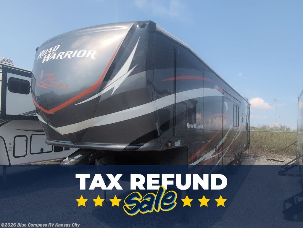 Used 2019 Heartland Road Warrior 429 available in Grain Valley, Missouri