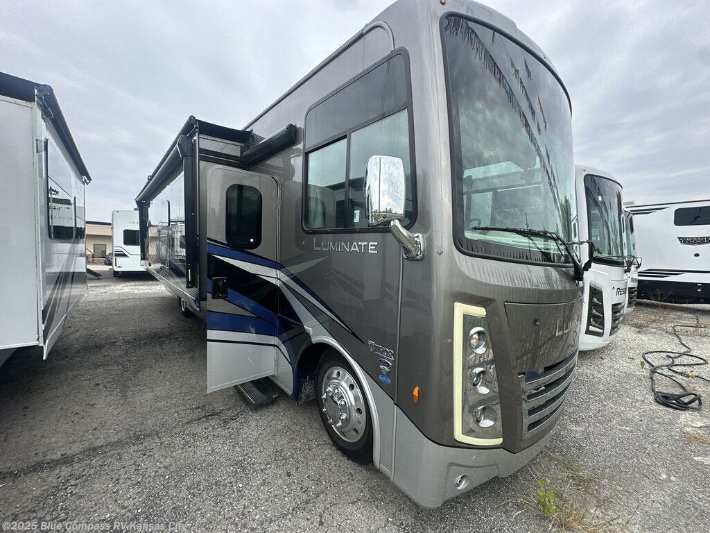 Used 2024 Thor Motor Coach Luminate CC35 available in Grain Valley, Missouri