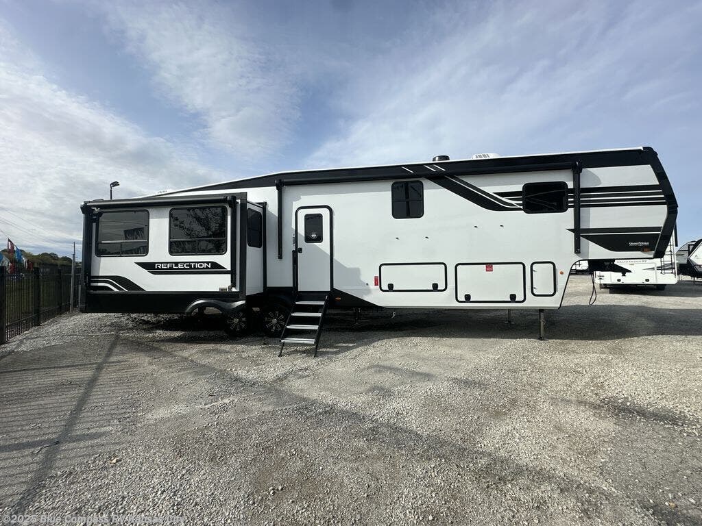 New 2026 Grand Design Reflection 367BHS available in Grain Valley, Missouri