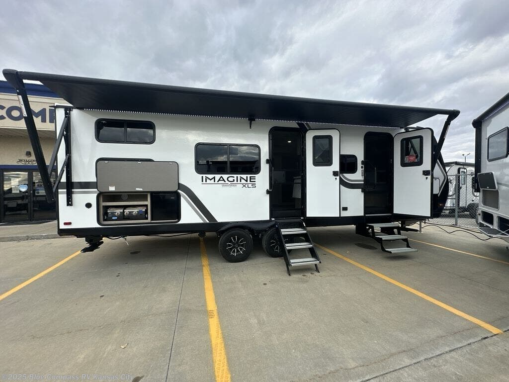 New 2026 Grand Design Imagine XLS 25DBE available in Grain Valley, Missouri