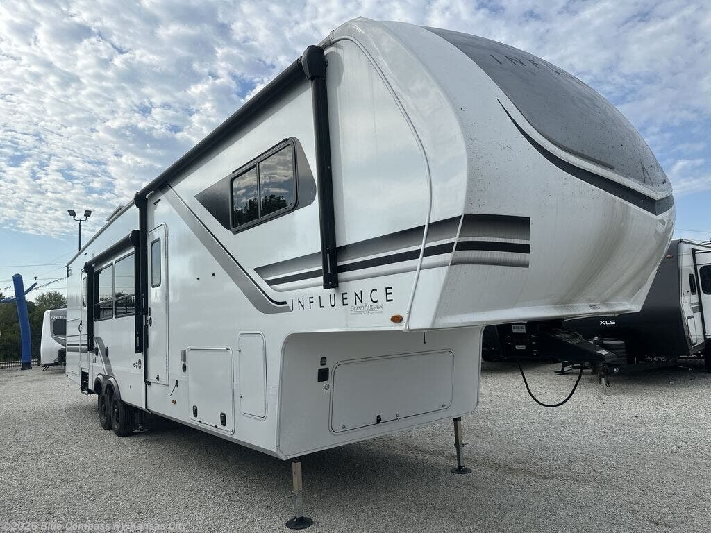New 2025 Grand Design Influence 3704BH available in Grain Valley, Missouri