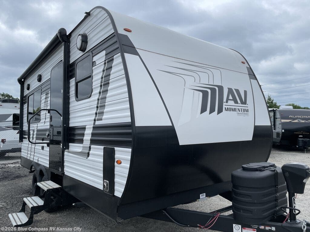 New 2026 Grand Design Momentum MAV 17MAV available in Grain Valley, Missouri
