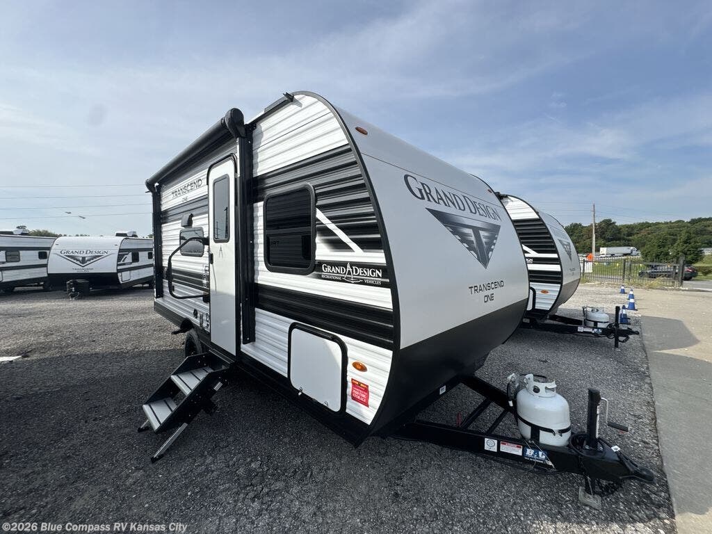 New 2027 Grand Design Transcend One 151BH available in Grain Valley, Missouri