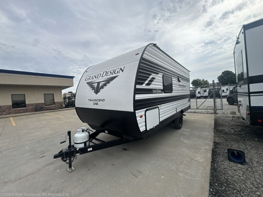 New 2027 Grand Design Transcend One 151RB available in Grain Valley, Missouri