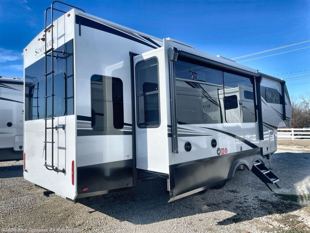 New 2026 Grand Design Solitude 310GK available in Grain Valley, Missouri