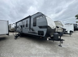Used 2025 Venture RV Stratus SR302VBH available in Grain Valley, Missouri