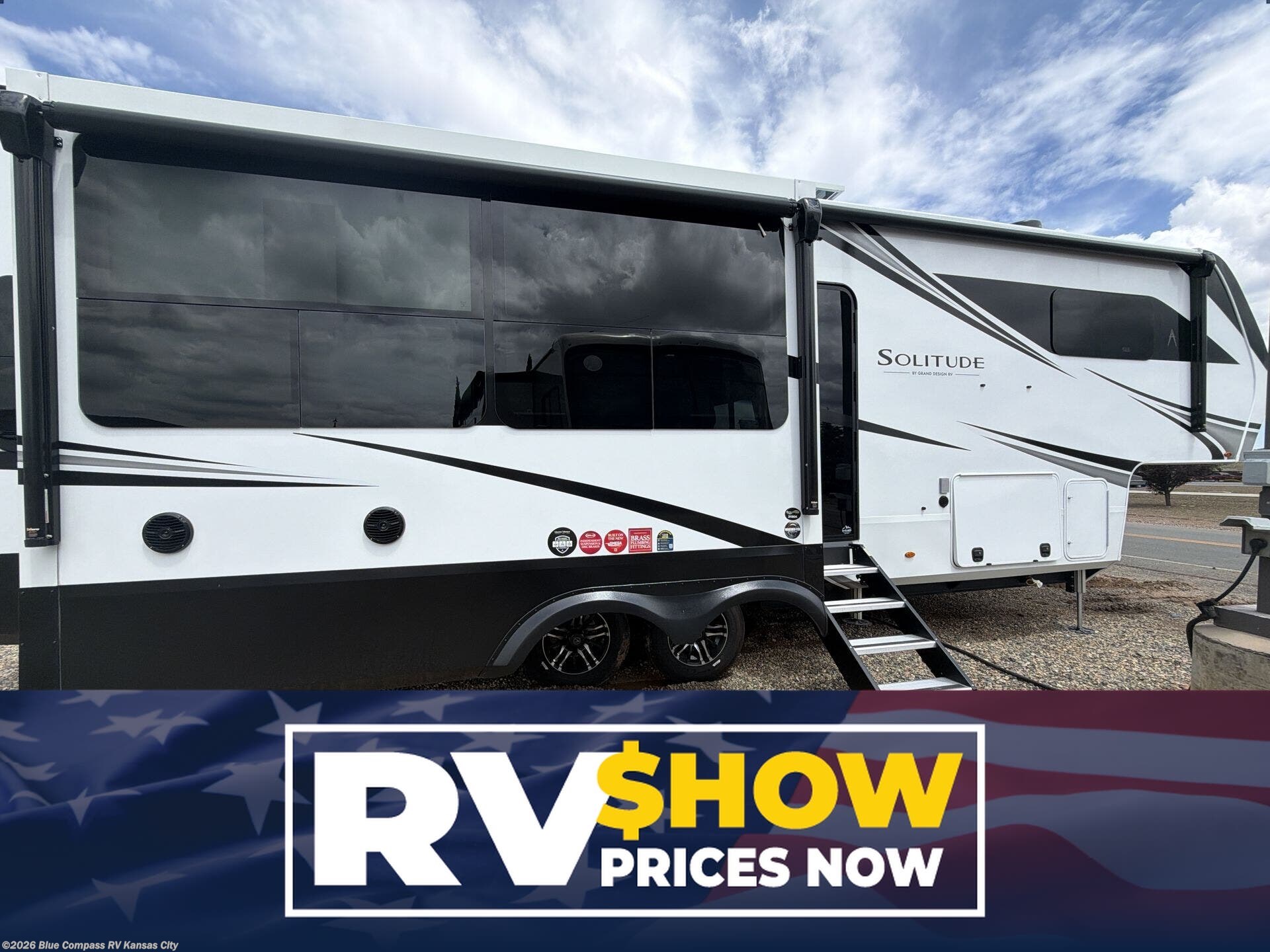 New 2027 Grand Design Solitude 310GK available in Grain Valley, Missouri