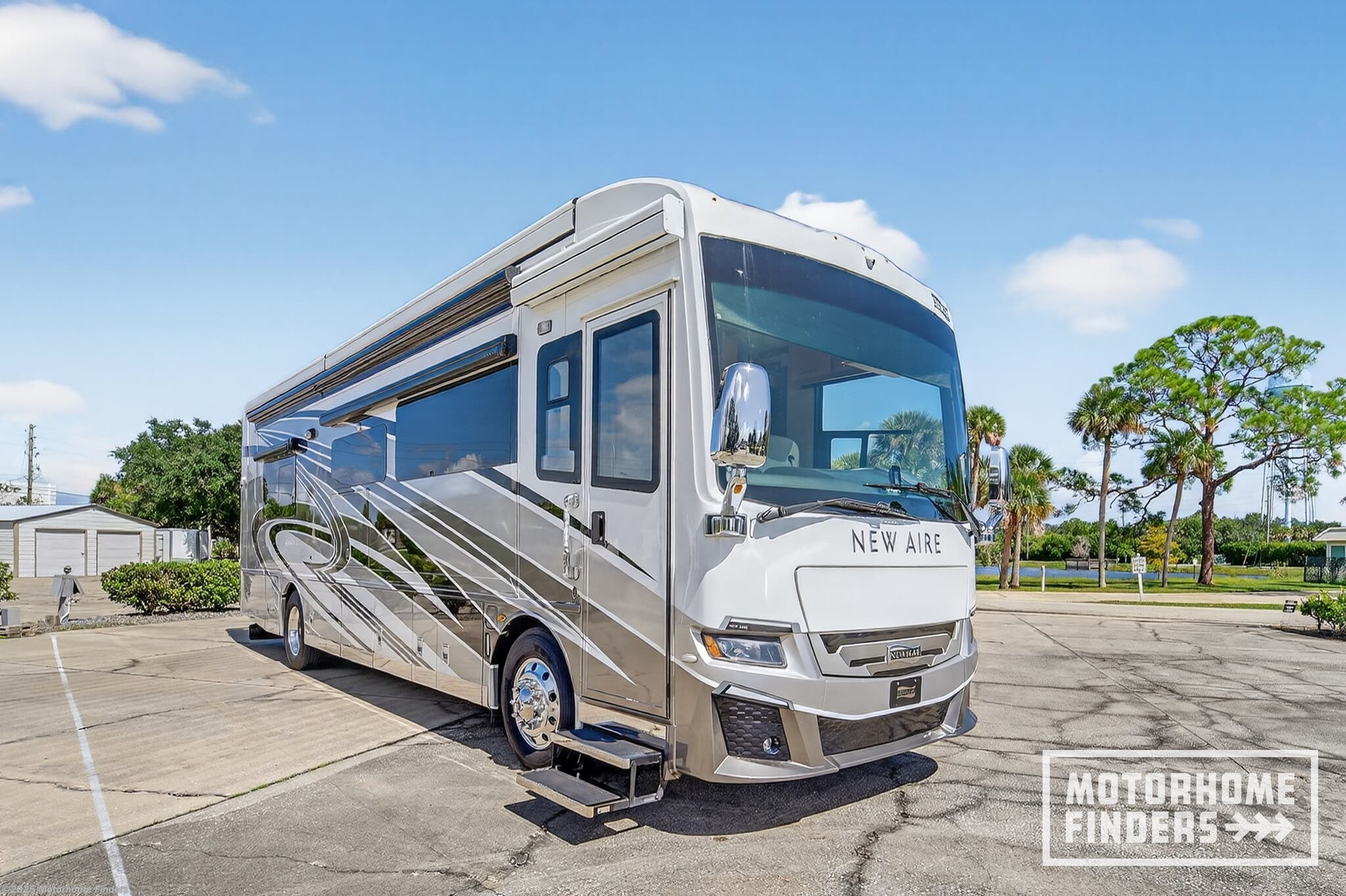 Used 2022 Newmar New Aire 3545 available in Titusville, Florida